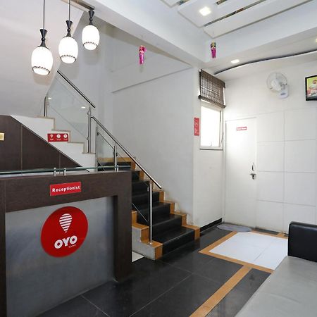 Hotel O Everest Inn Hotel Пюн Екстериор снимка