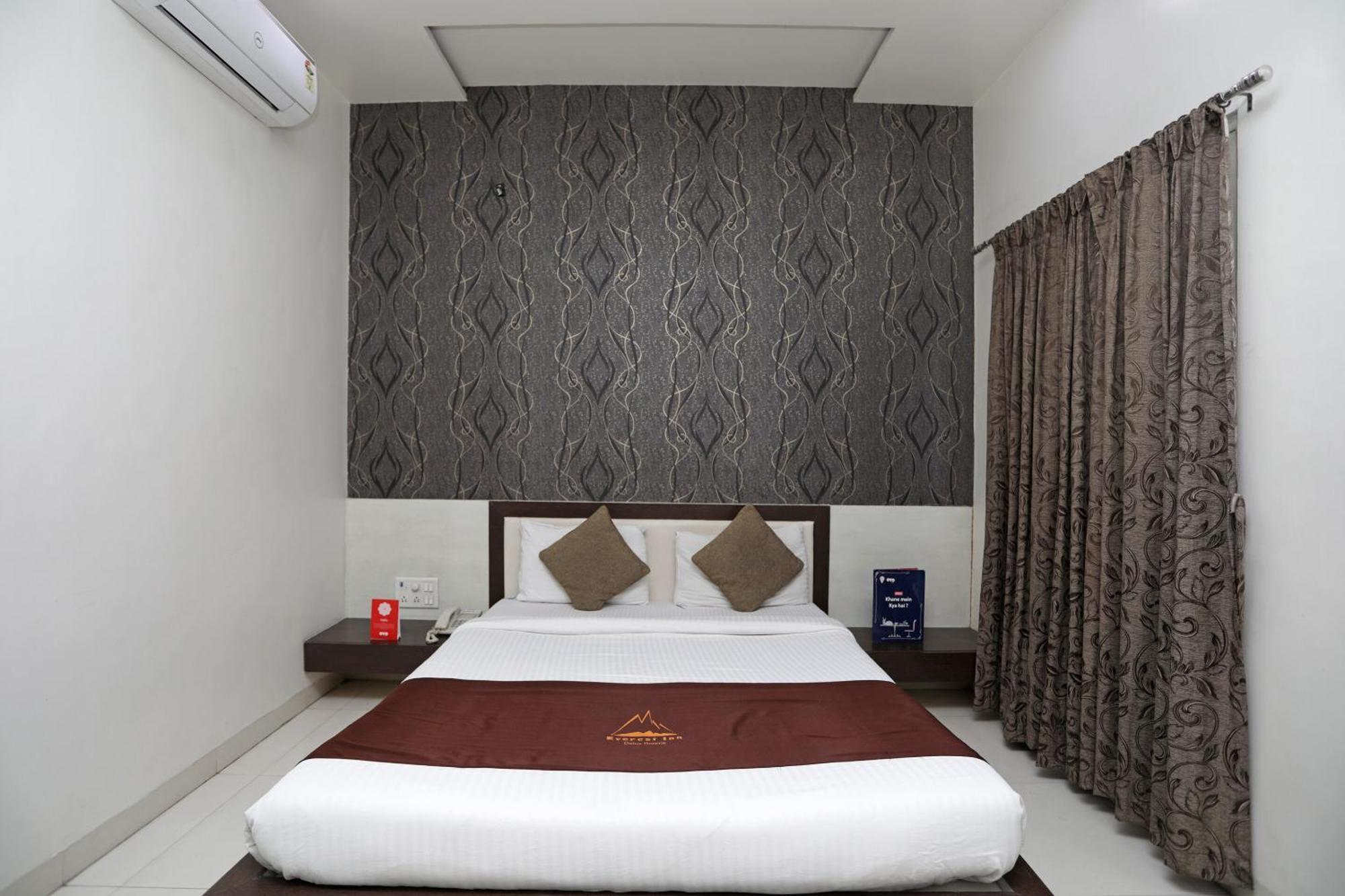 Hotel O Everest Inn Hotel Пюн Екстериор снимка